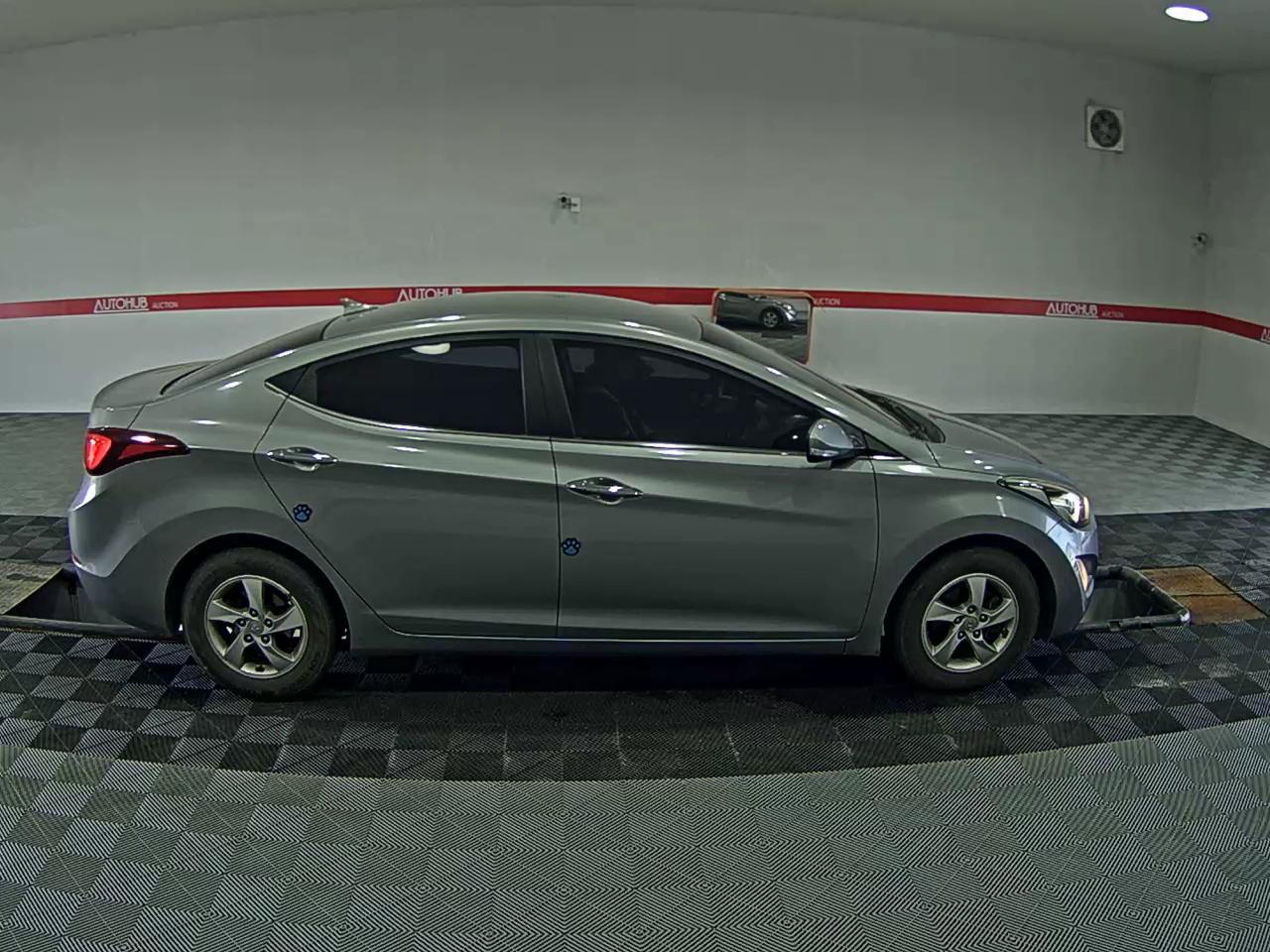 2015 - hyundai avante