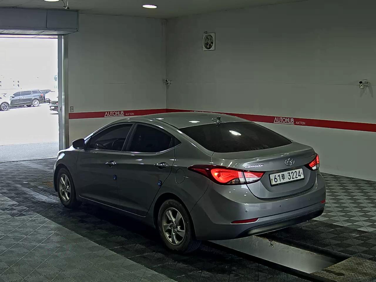 2015 - hyundai avante