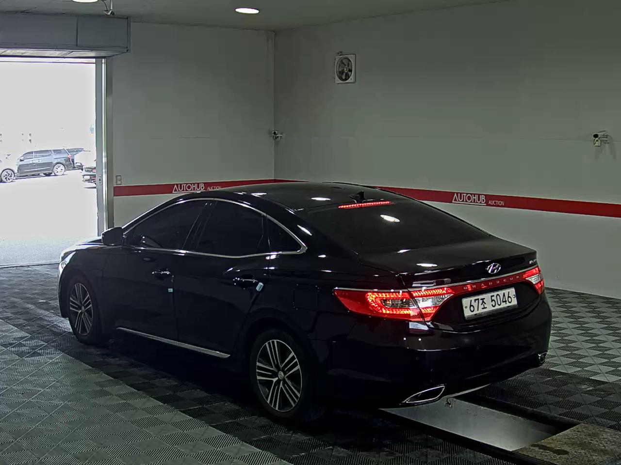2013 - hyundai grandeur