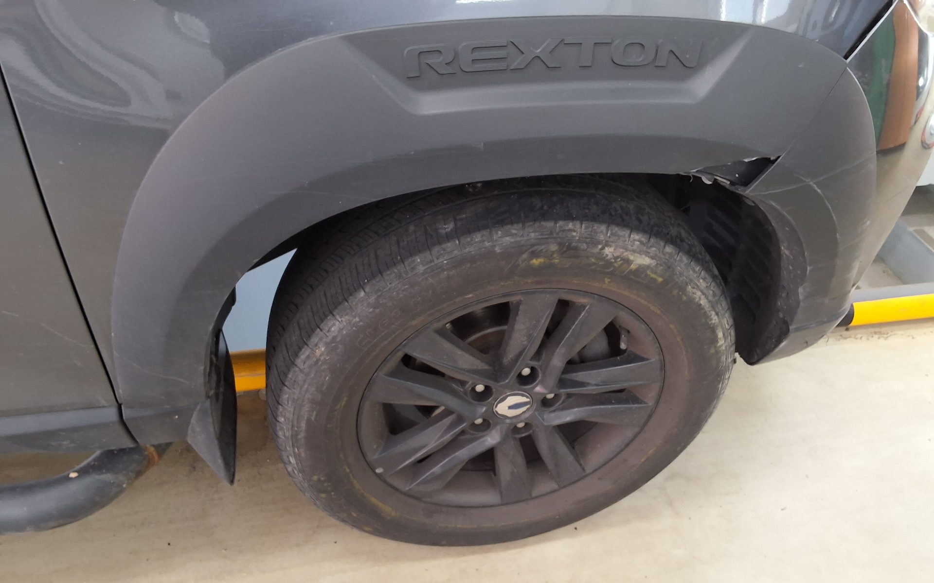 2021 - ssangyong rexton