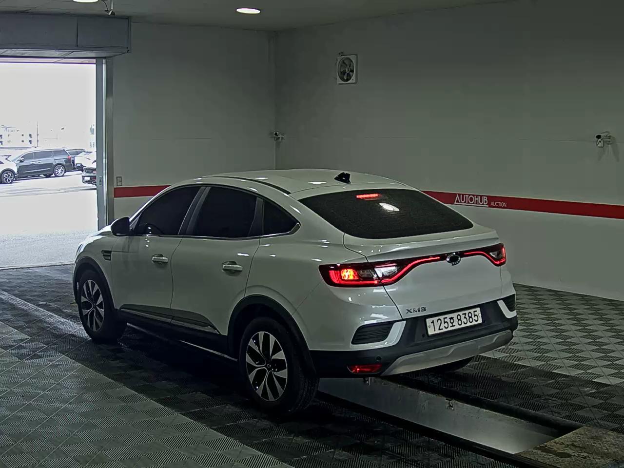 2023 - renault xm3