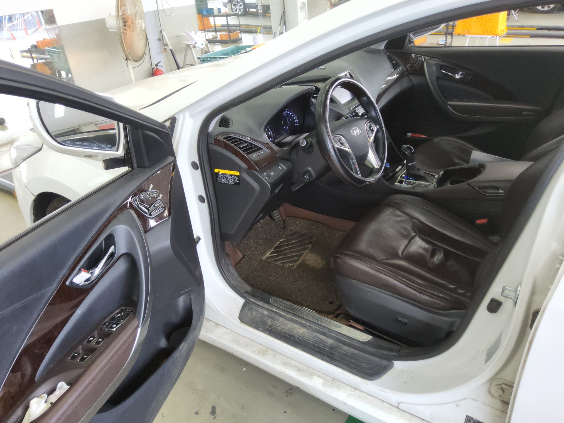 2014 - hyundai grandeur