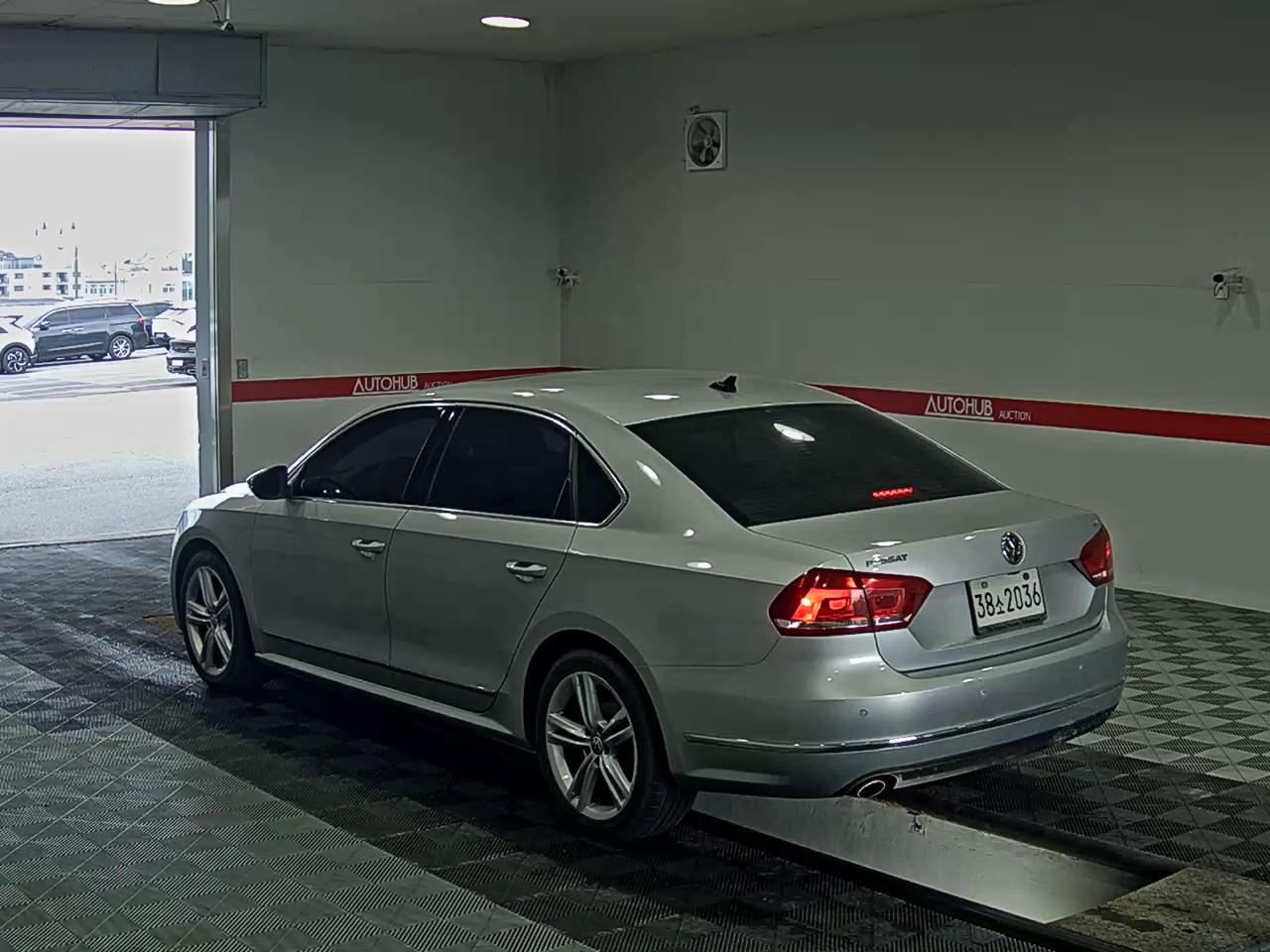 2013 - volkswagen passat