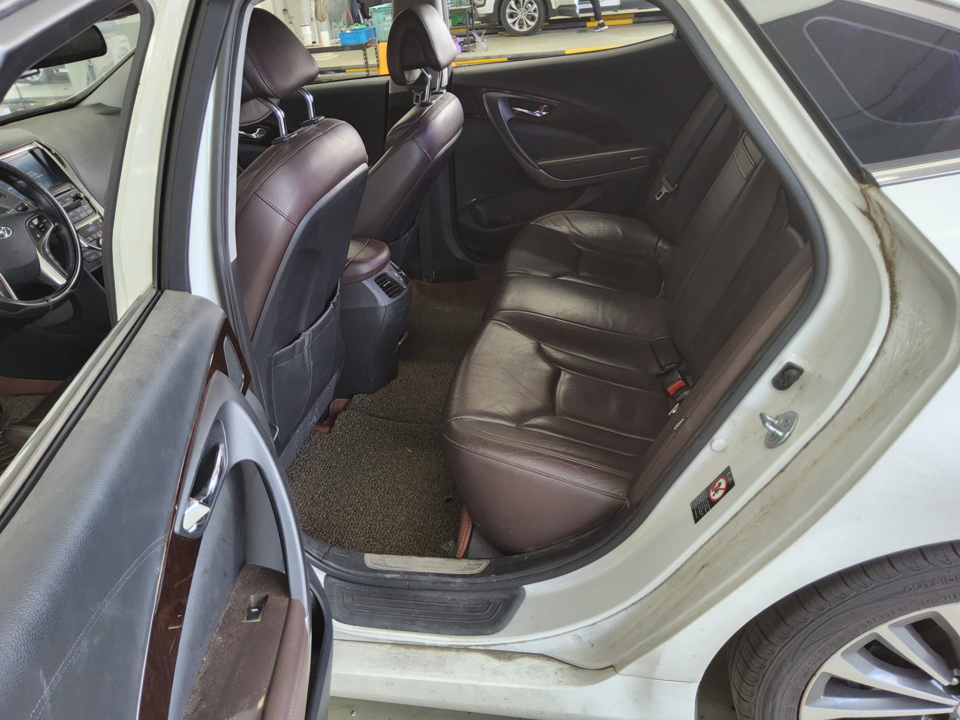 2014 - hyundai grandeur