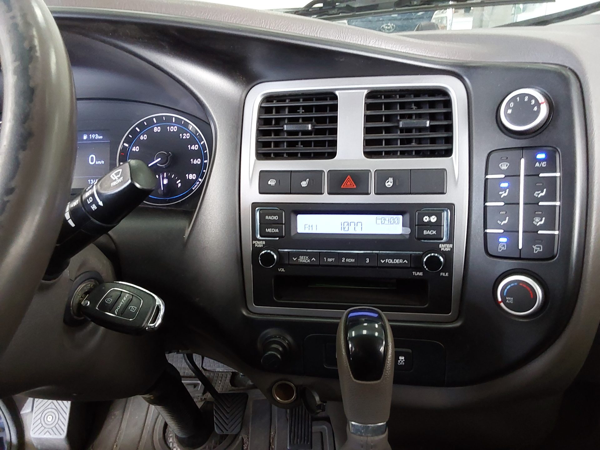 2020 - hyundai porter
