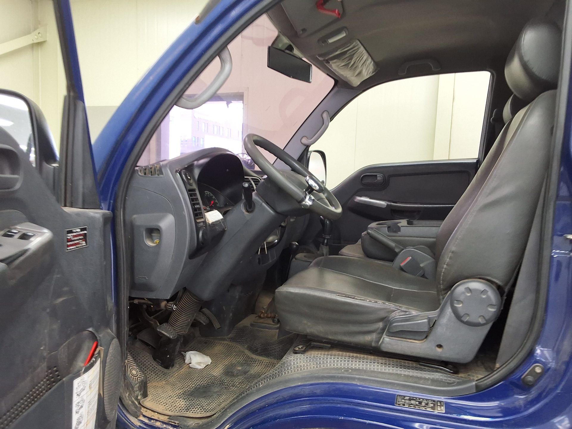 2012 - kia bongo