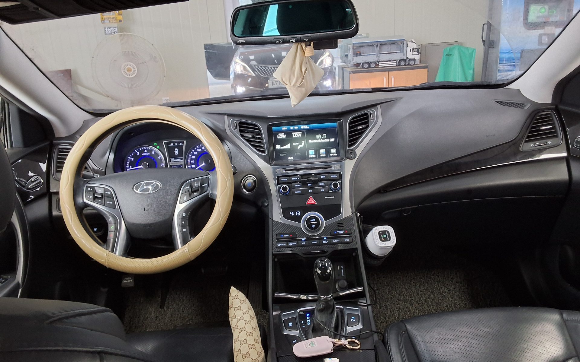 2015 - hyundai grandeur