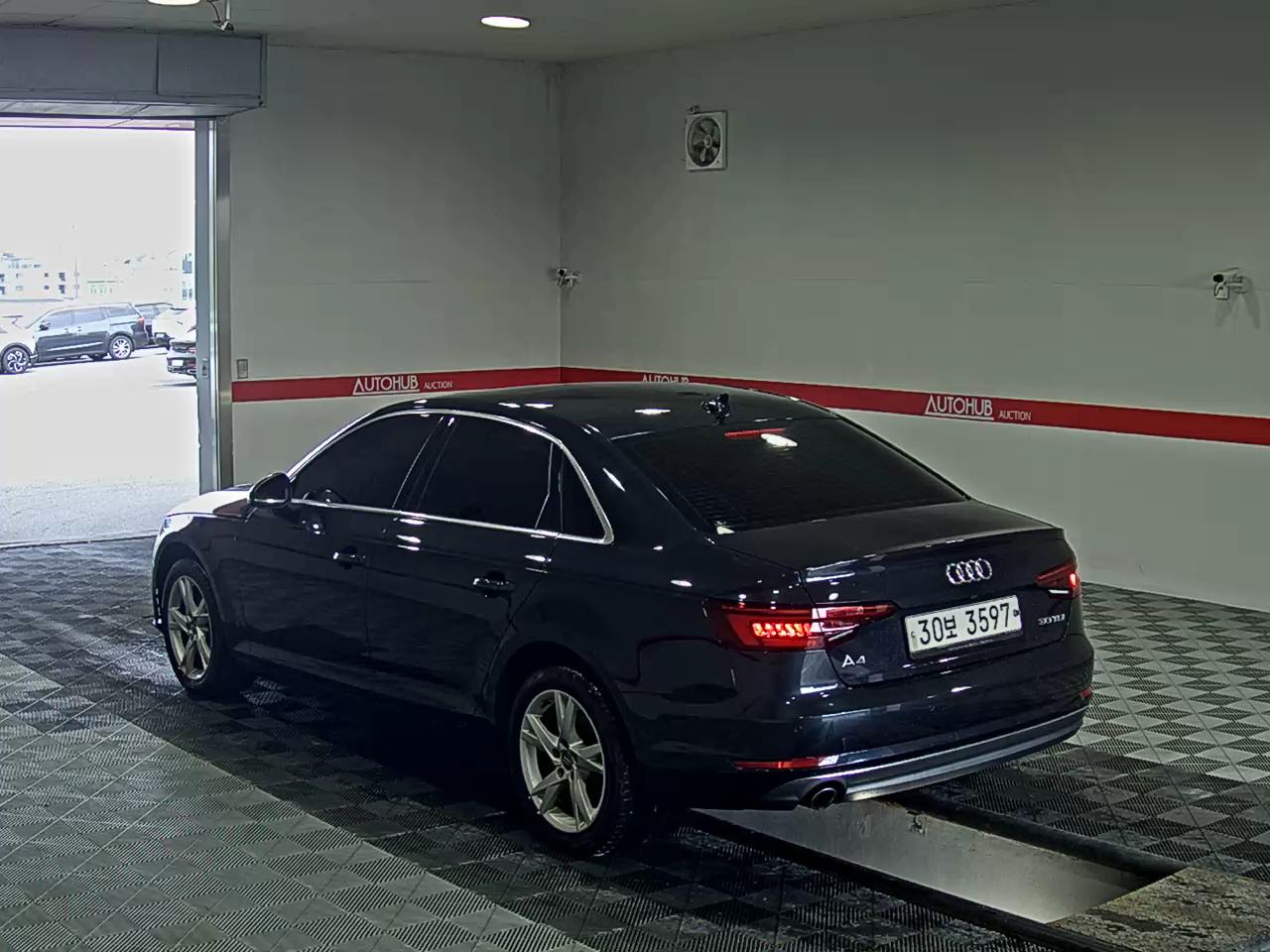 2018 - audi a4
