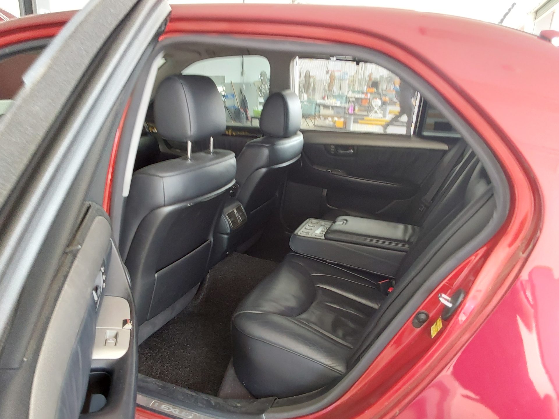 2005 - lexus ls