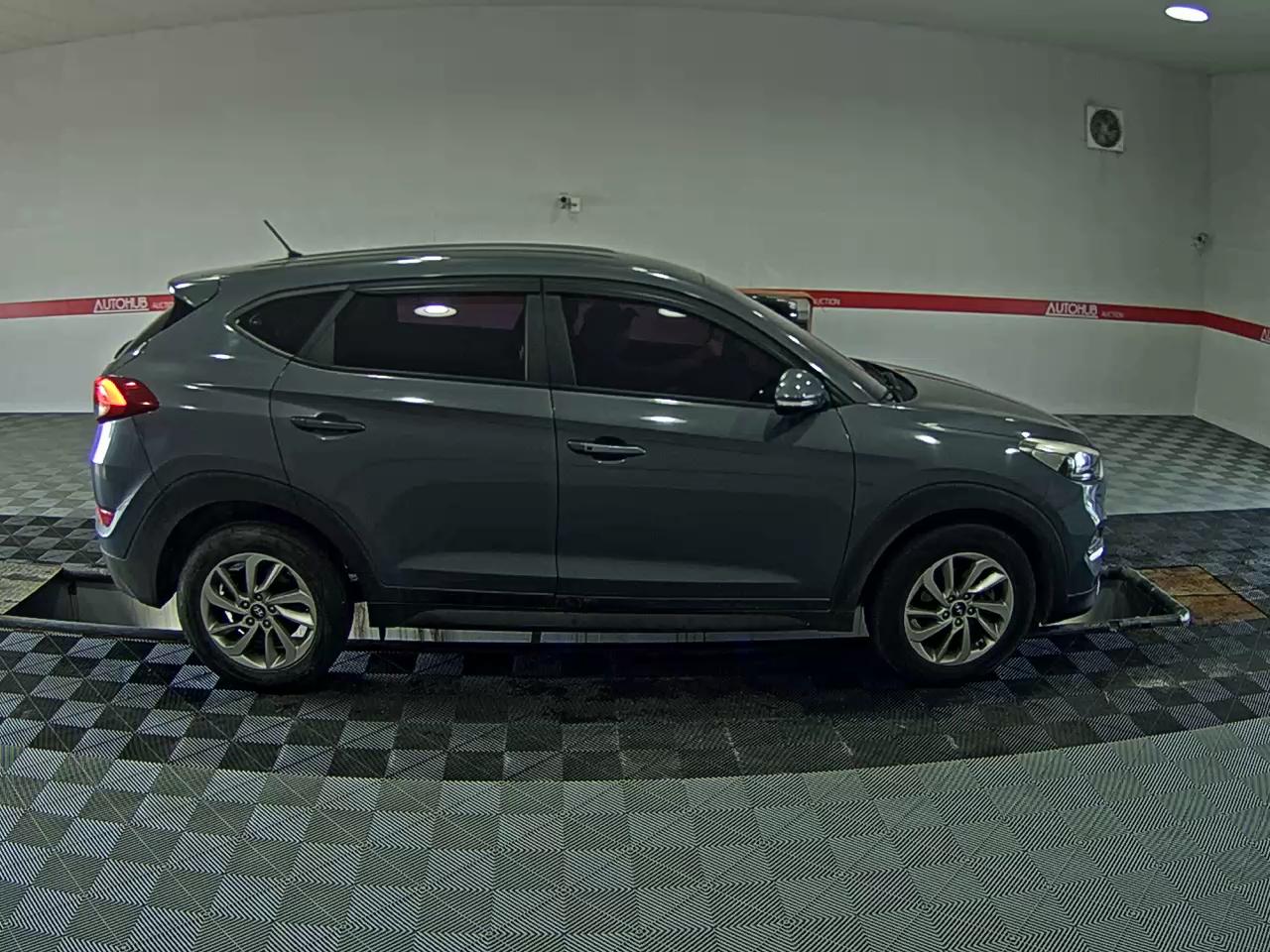 2016 - hyundai tucson