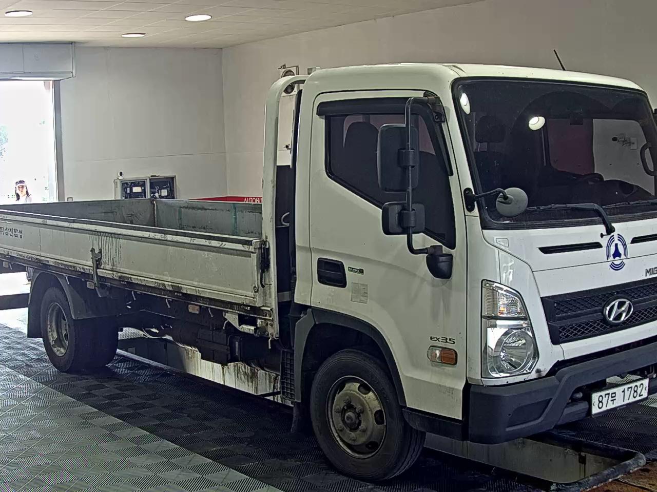 2019 - hyundai mighty