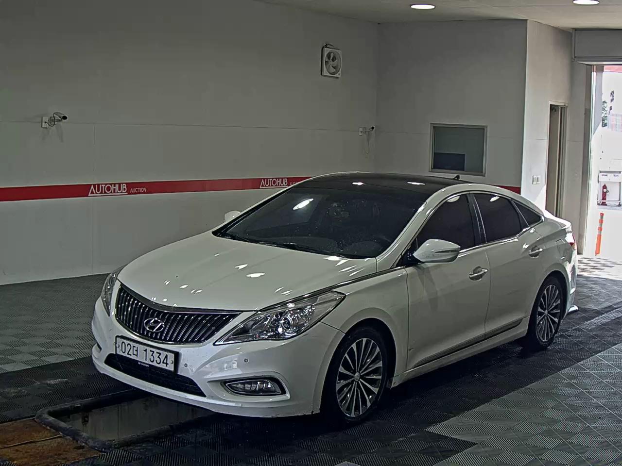 HYUNDAI GRANDEUR HG HG 300