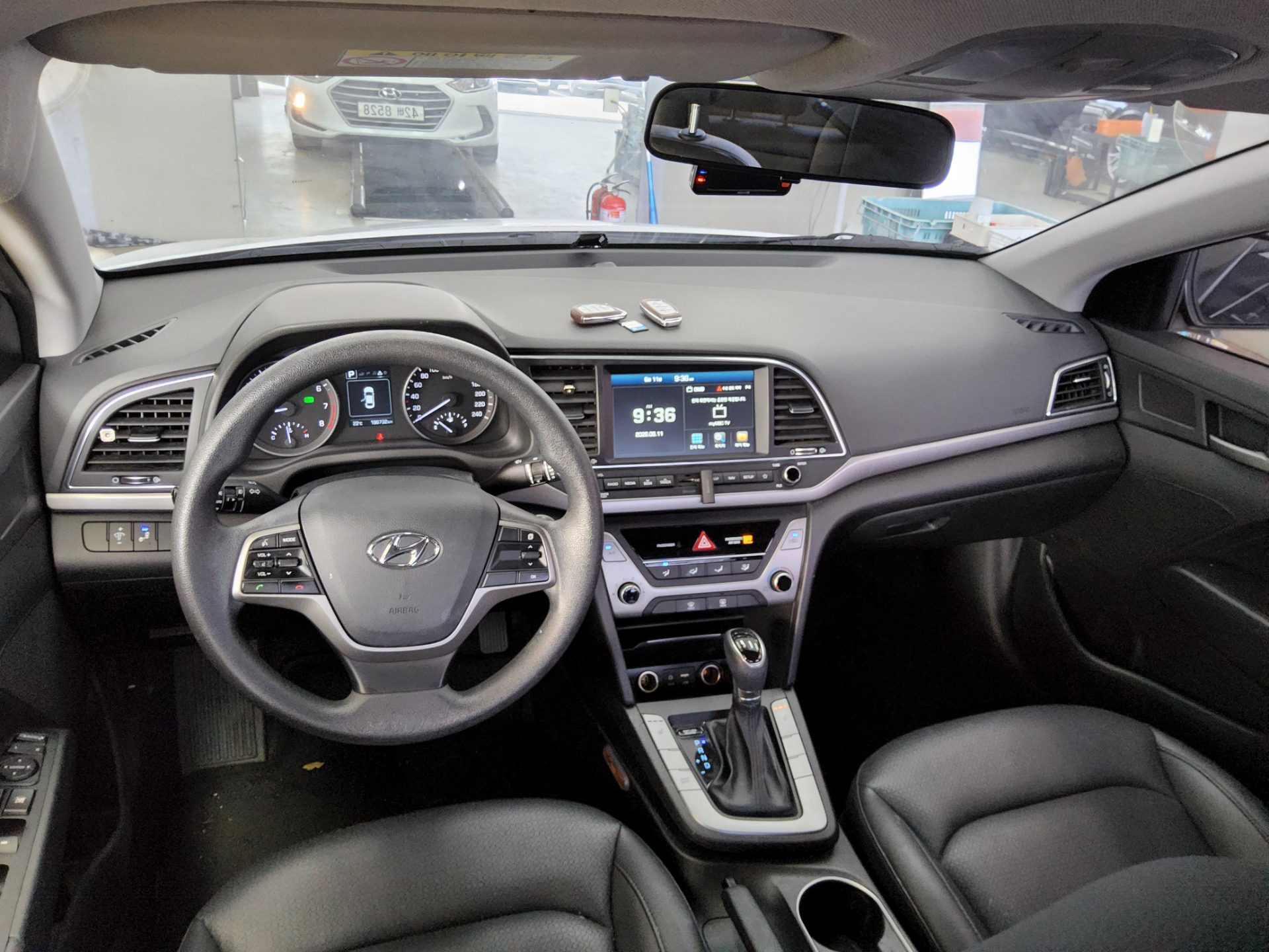 2018 - hyundai avante