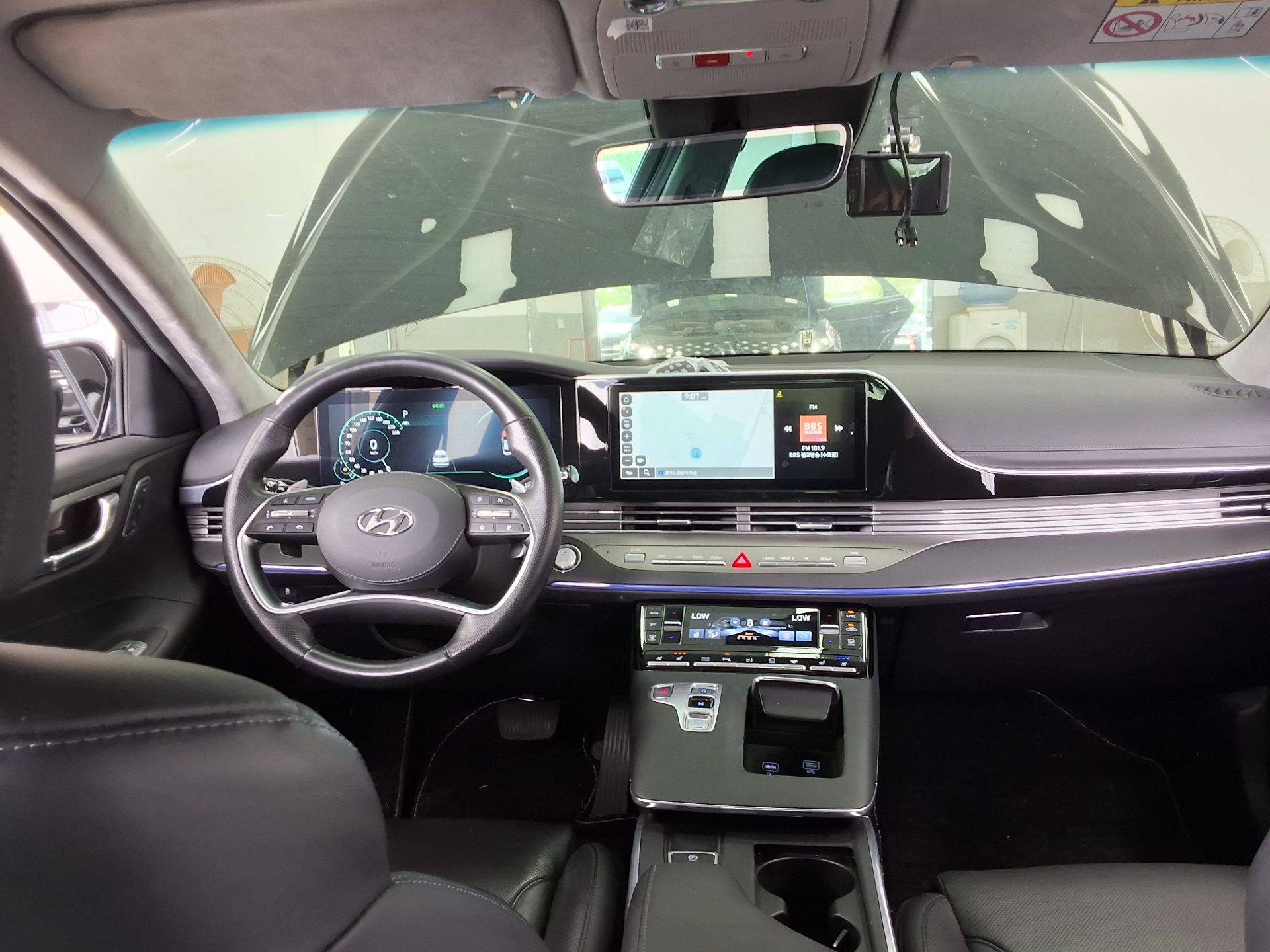 2022 - hyundai grandeur