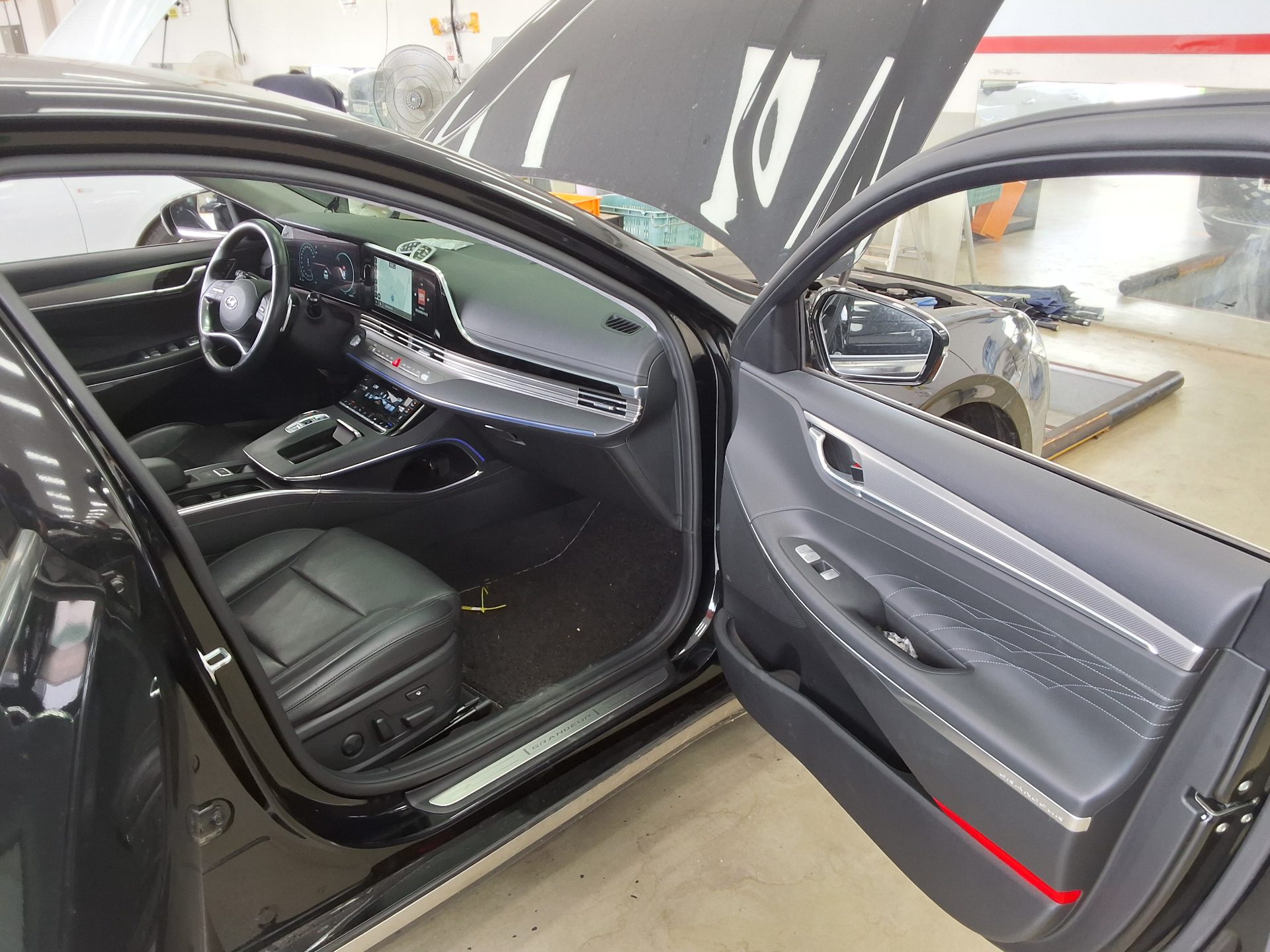 2022 - hyundai grandeur