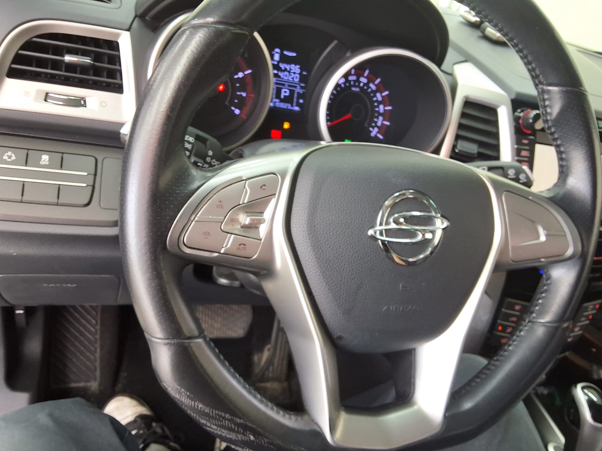 2016 - ssangyong tivoli