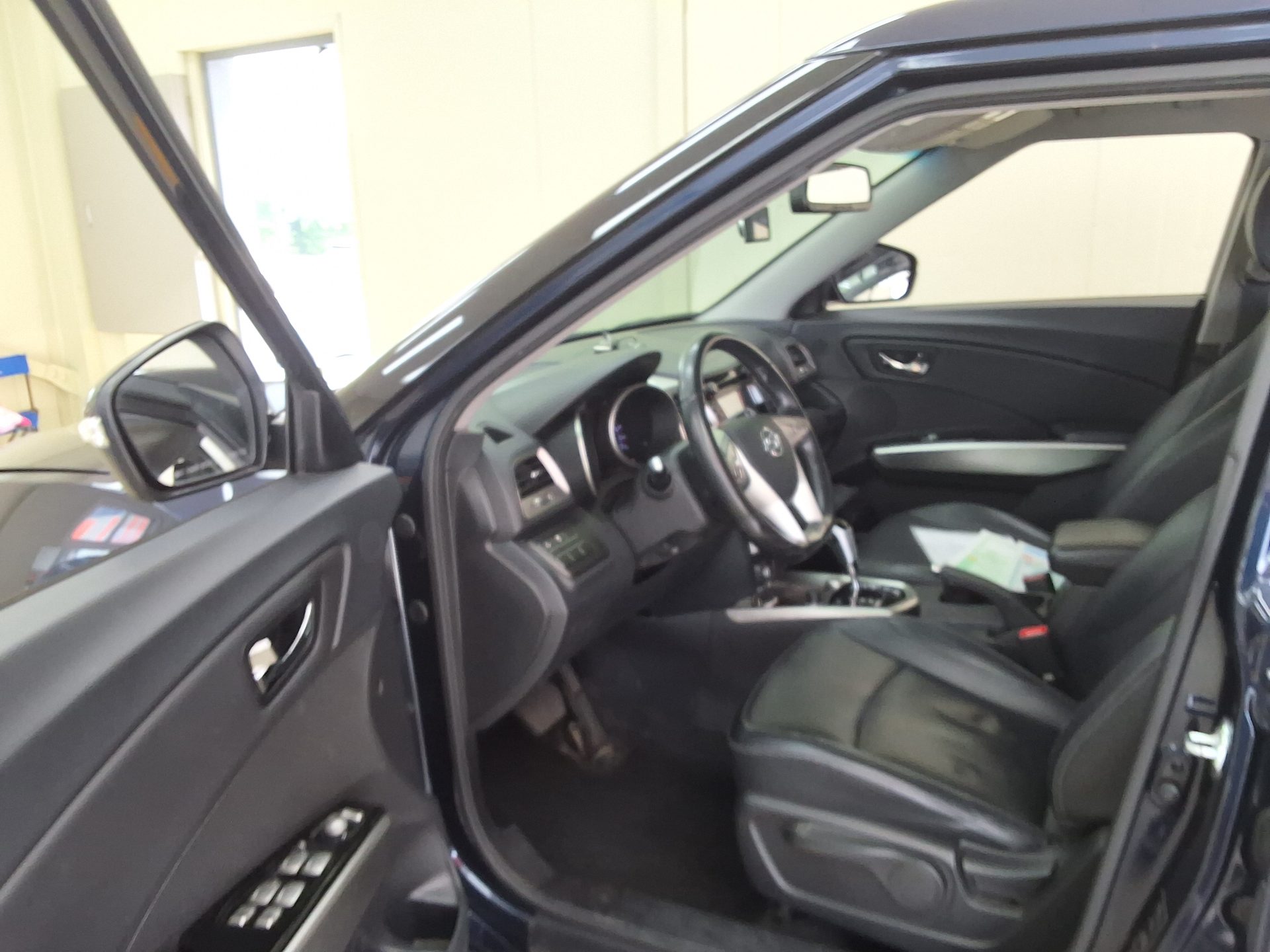 2016 - ssangyong tivoli