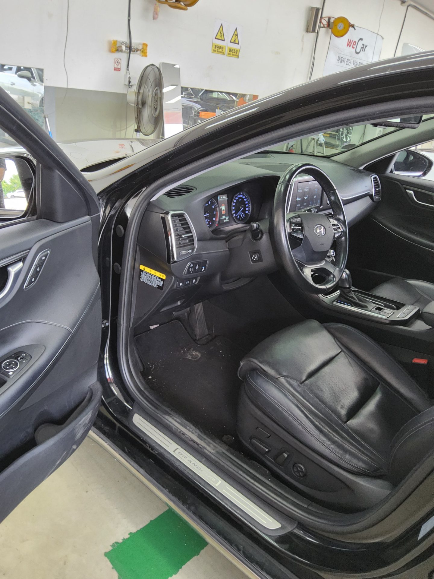 2018 - hyundai grandeur