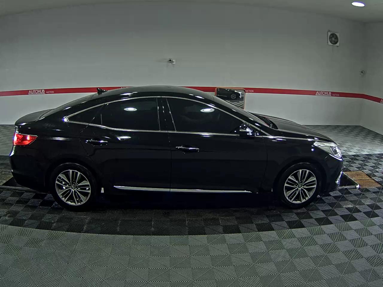 2015 - hyundai grandeur