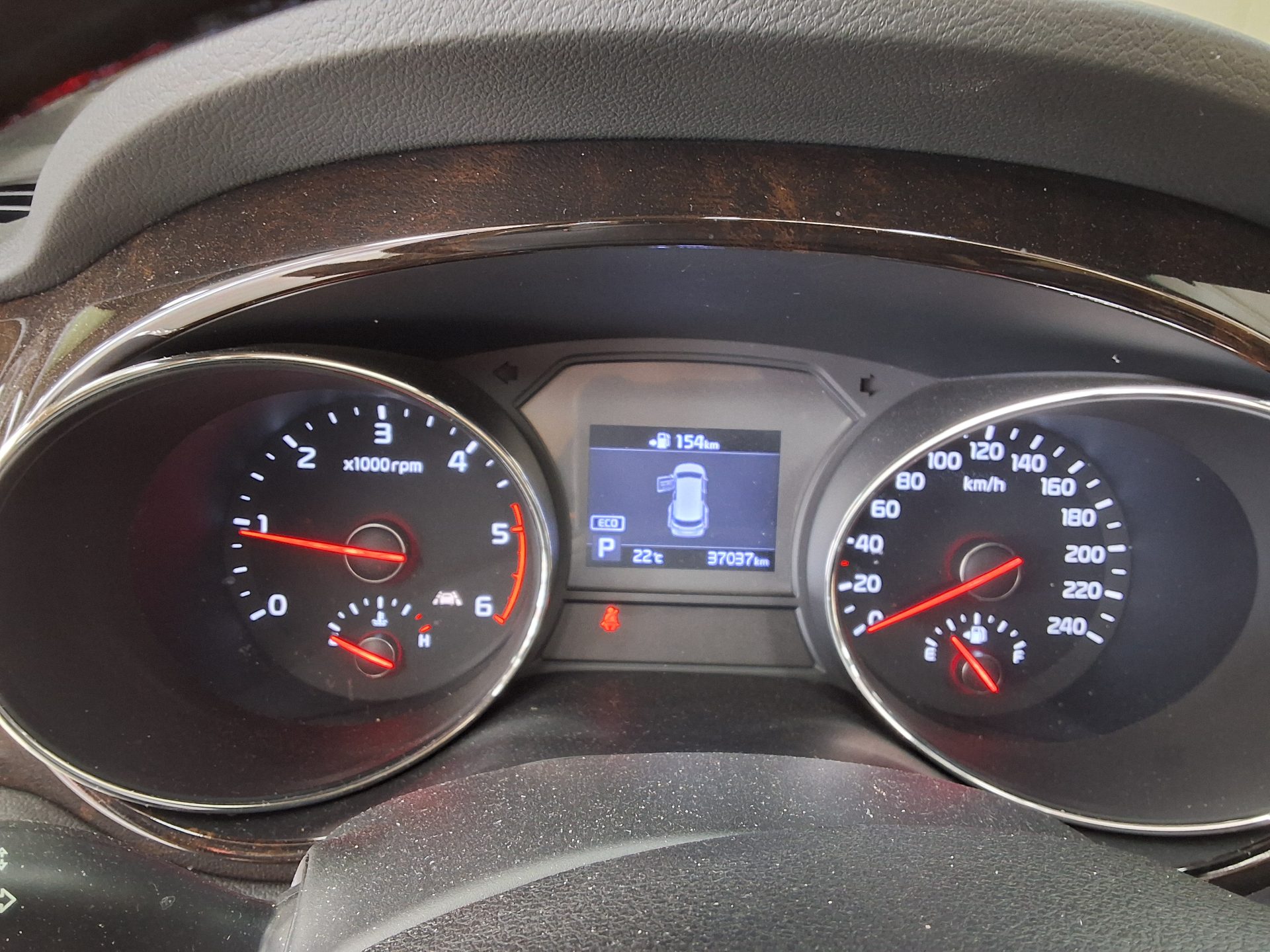 2020 - kia carnival