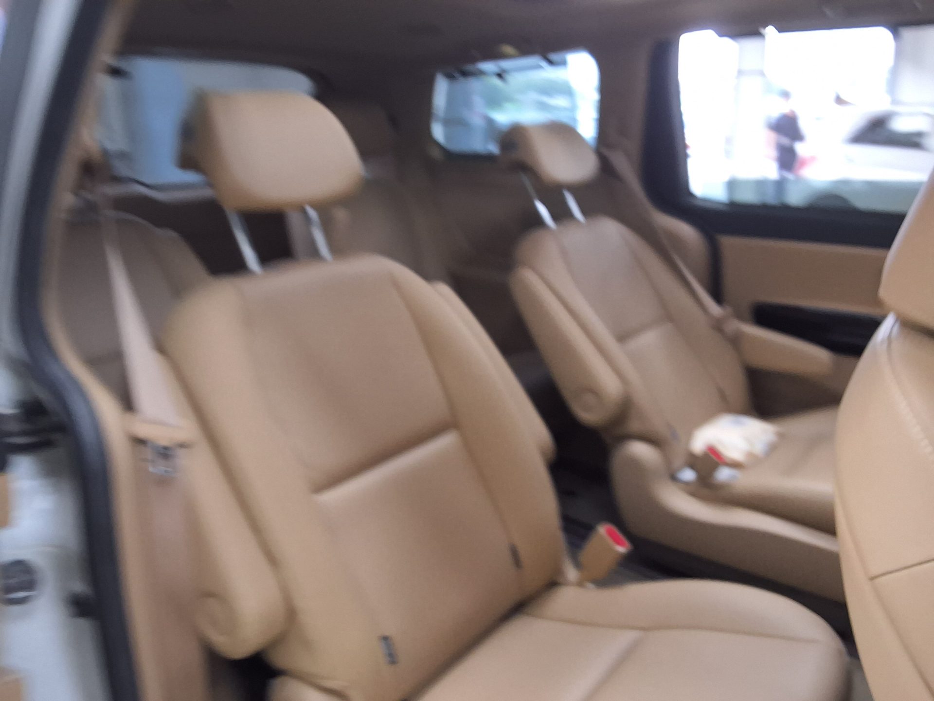 2020 - kia carnival