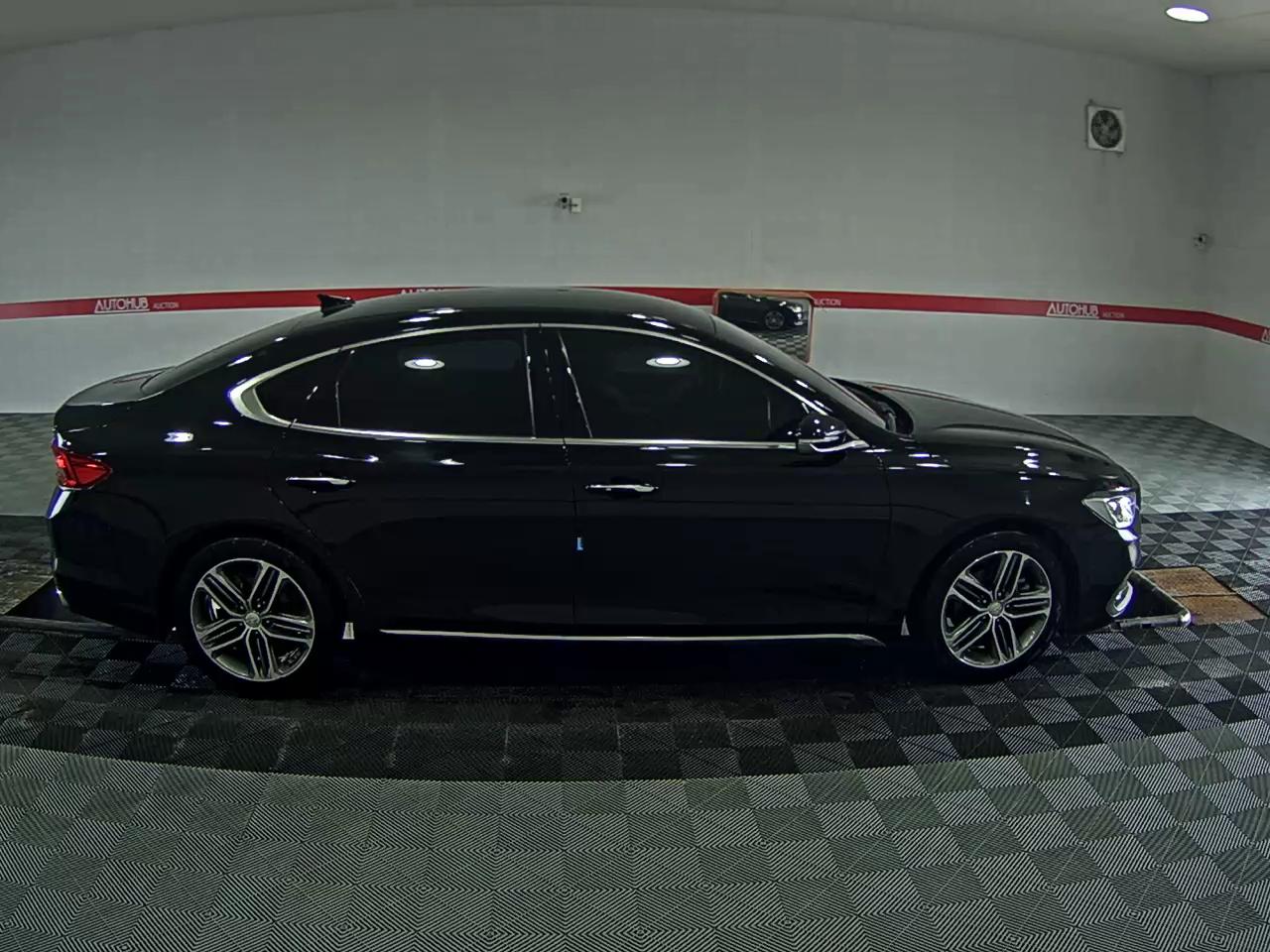 2018 - hyundai grandeur