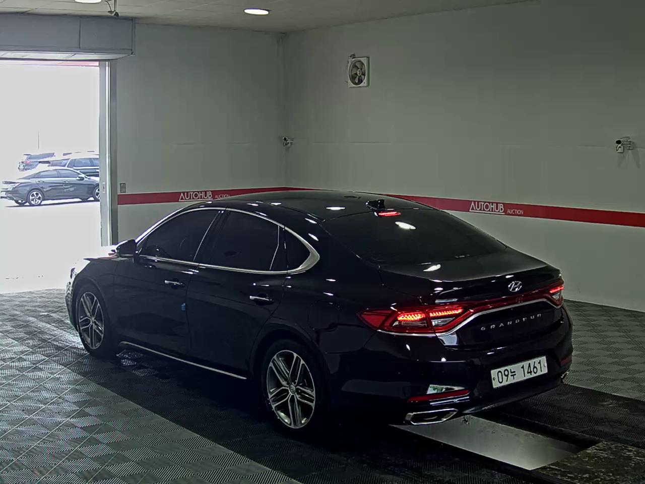 2018 - hyundai grandeur