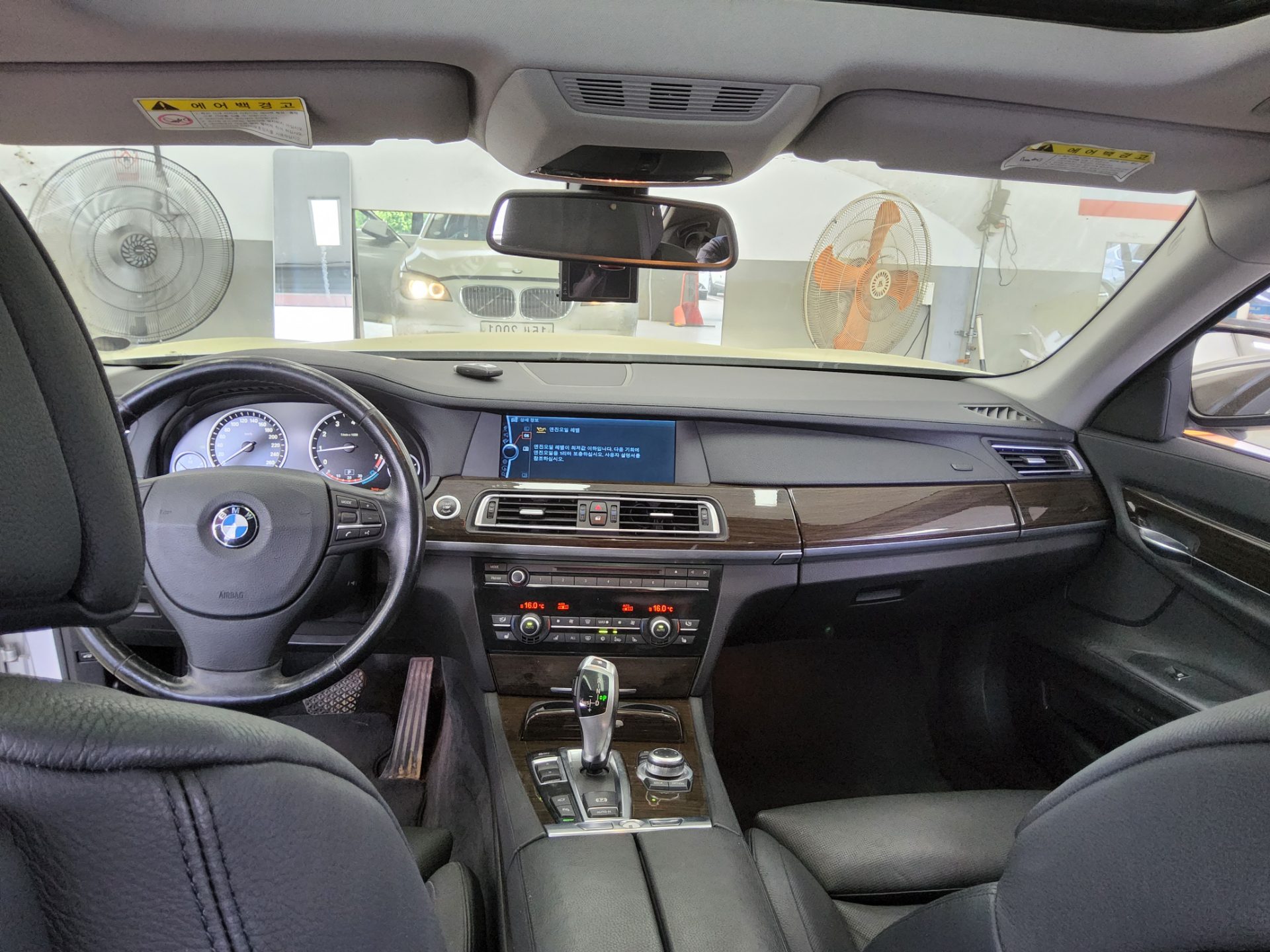 2010 - bmw m7