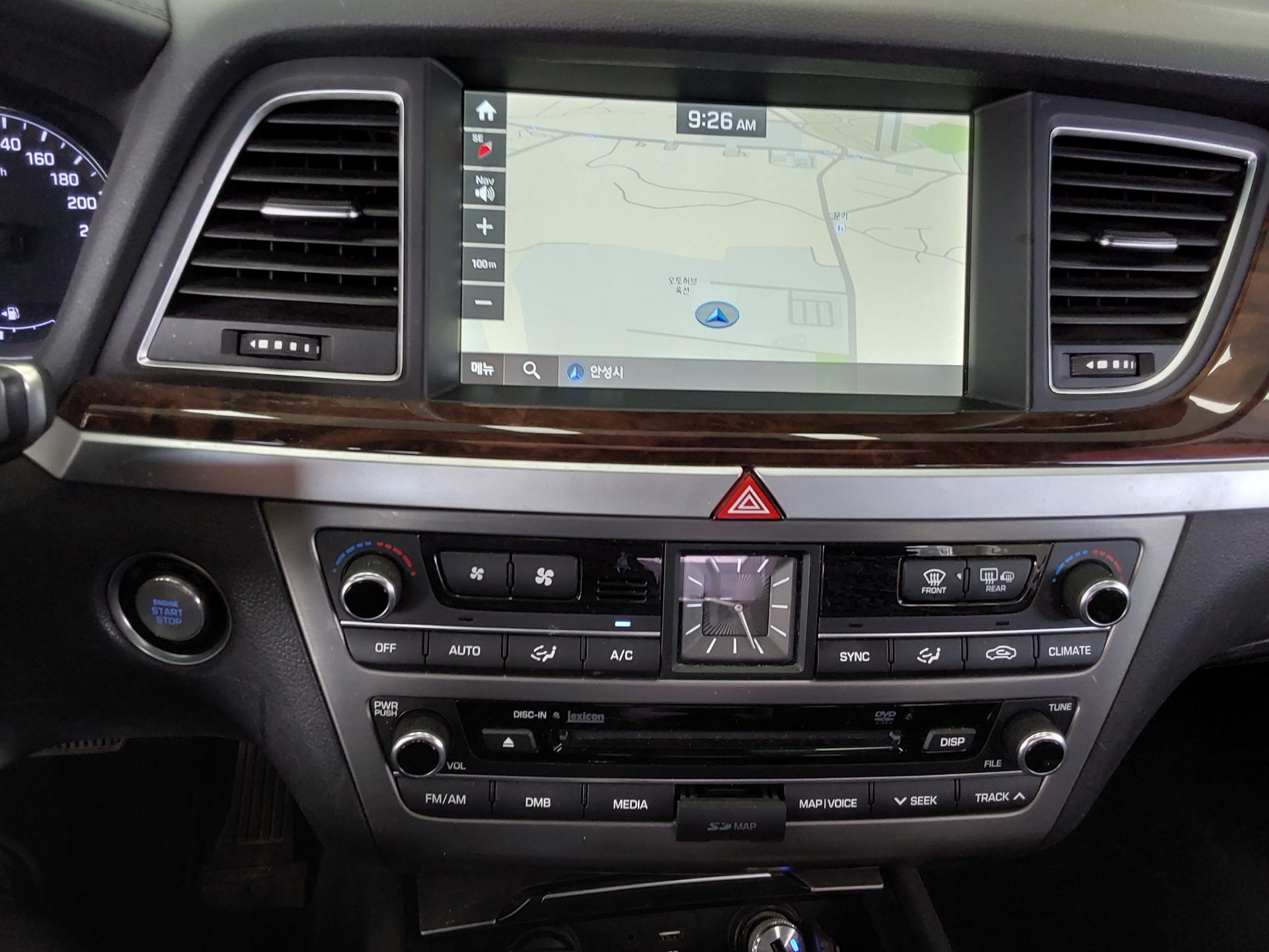 2014 - hyundai g330