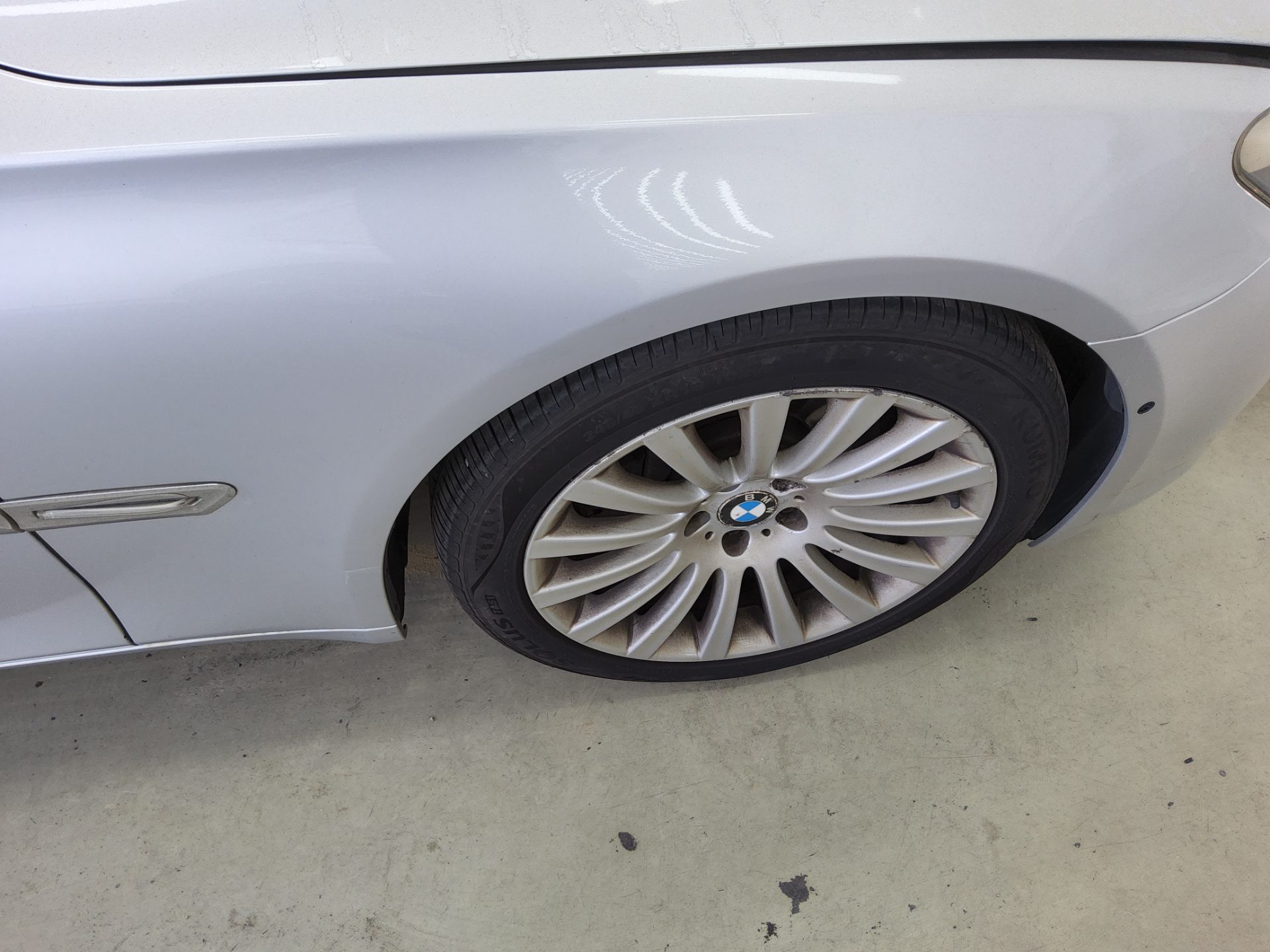 2010 - bmw m7