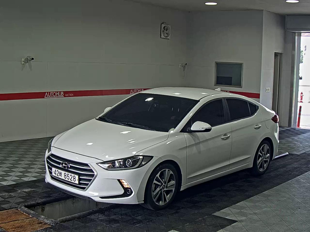 HYUNDAI AVANTE GDi VALUE