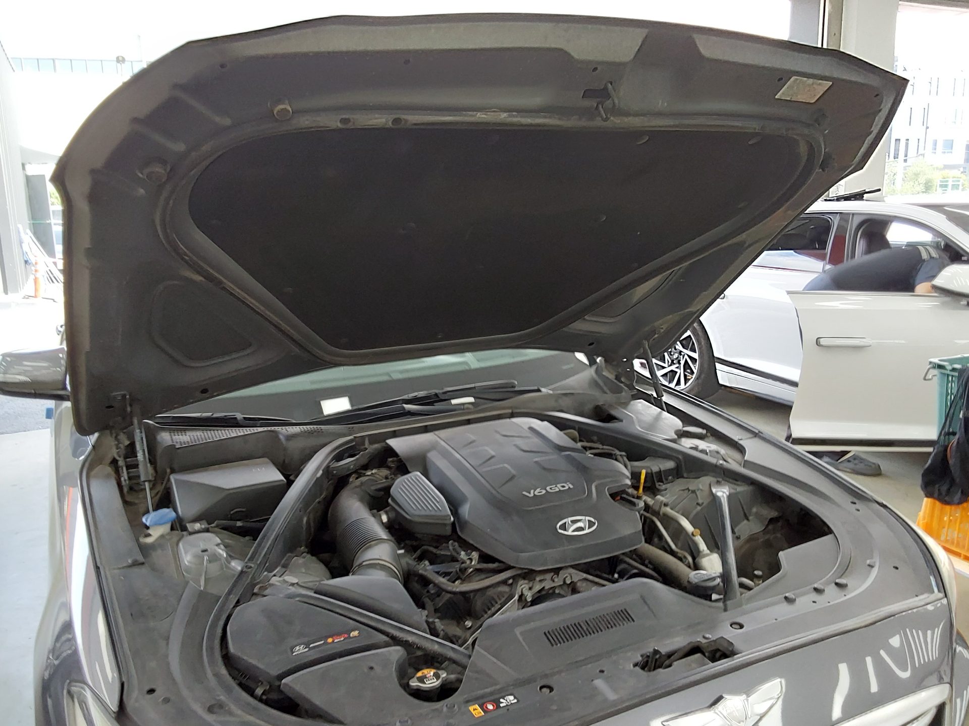 2014 - hyundai g330