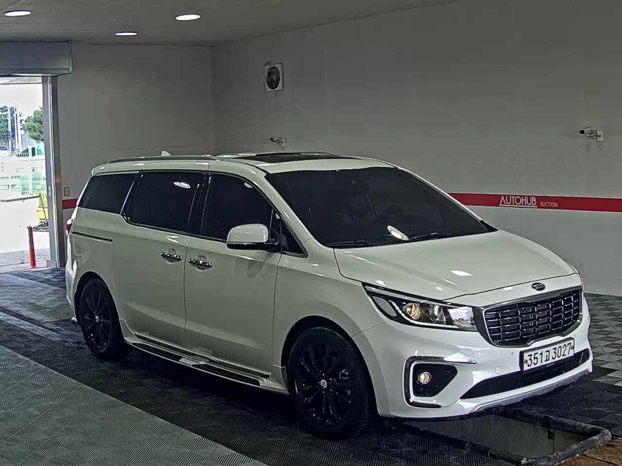 2020 - kia carnival