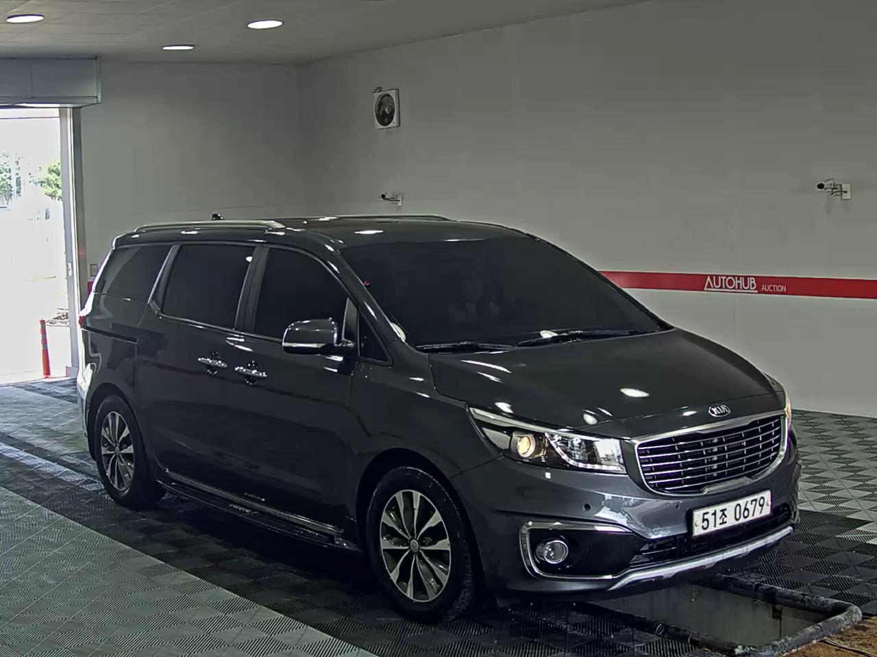 2016 - kia carnival
