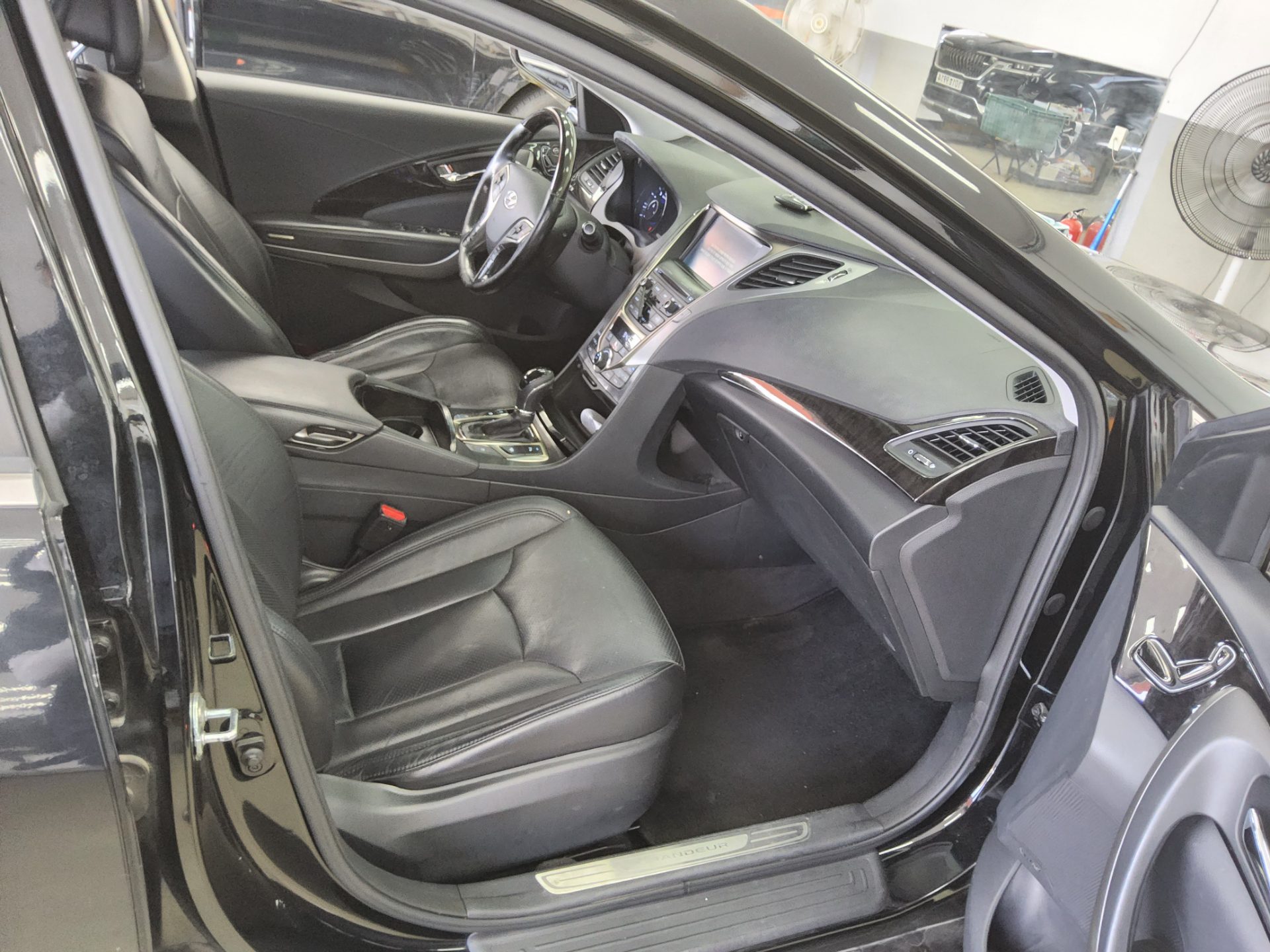 2014 - hyundai grandeur