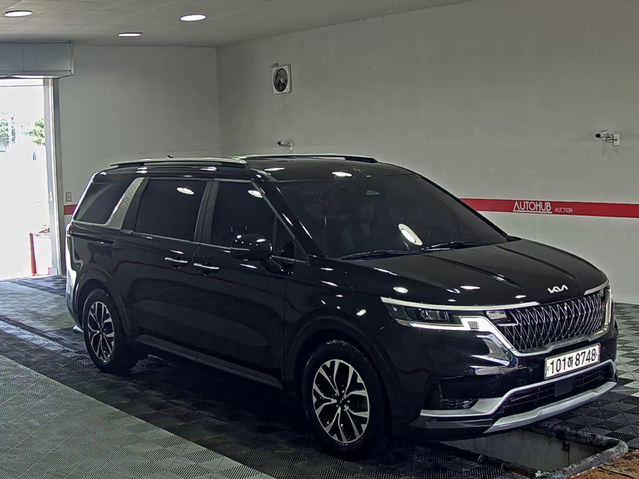 2023 - kia carnival