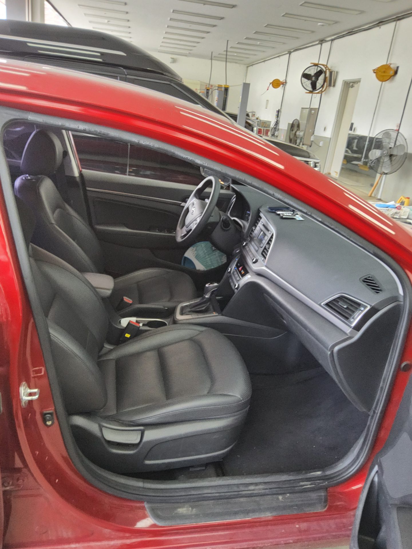 2017 - hyundai avante