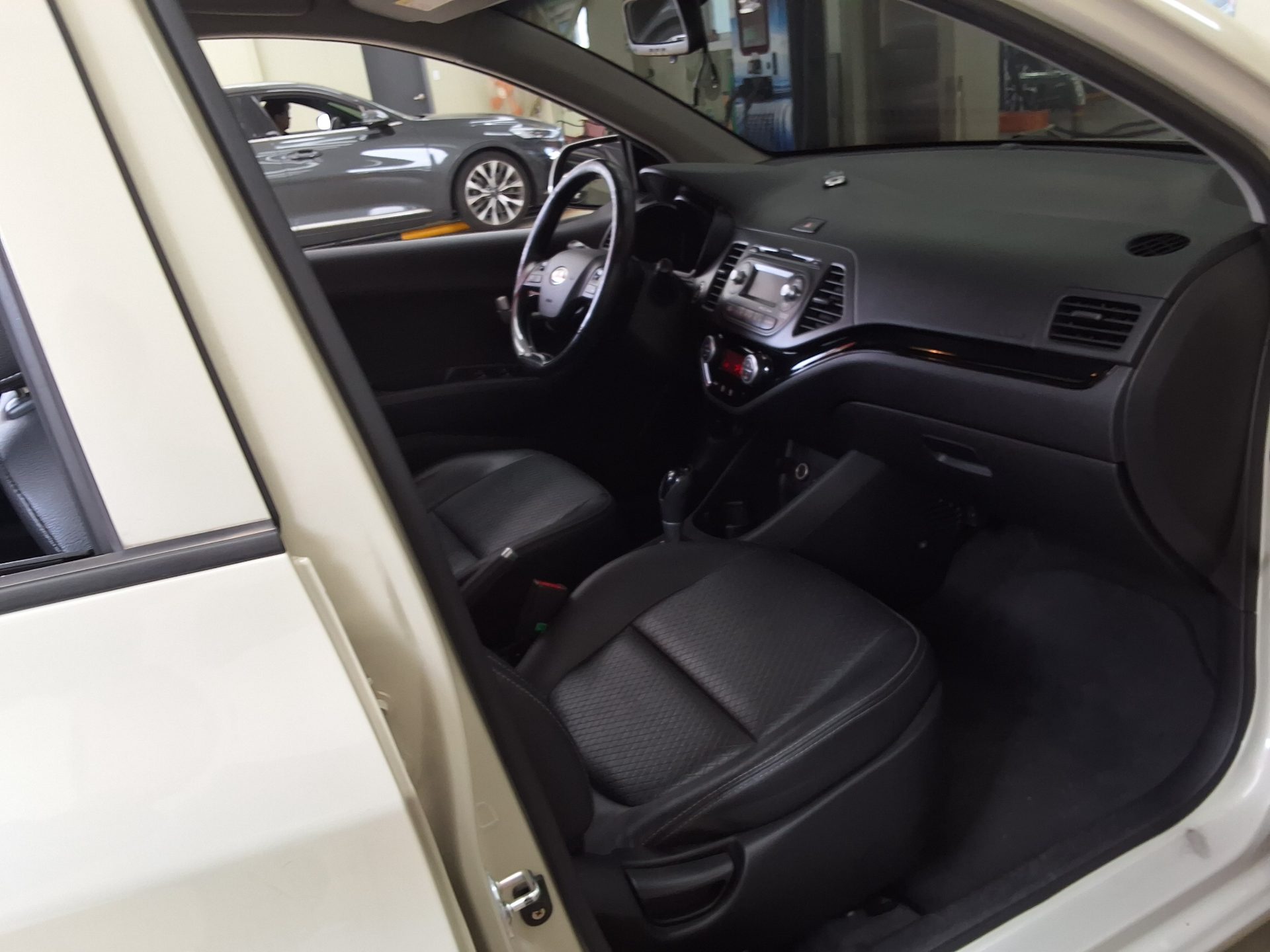 2015 - kia morning