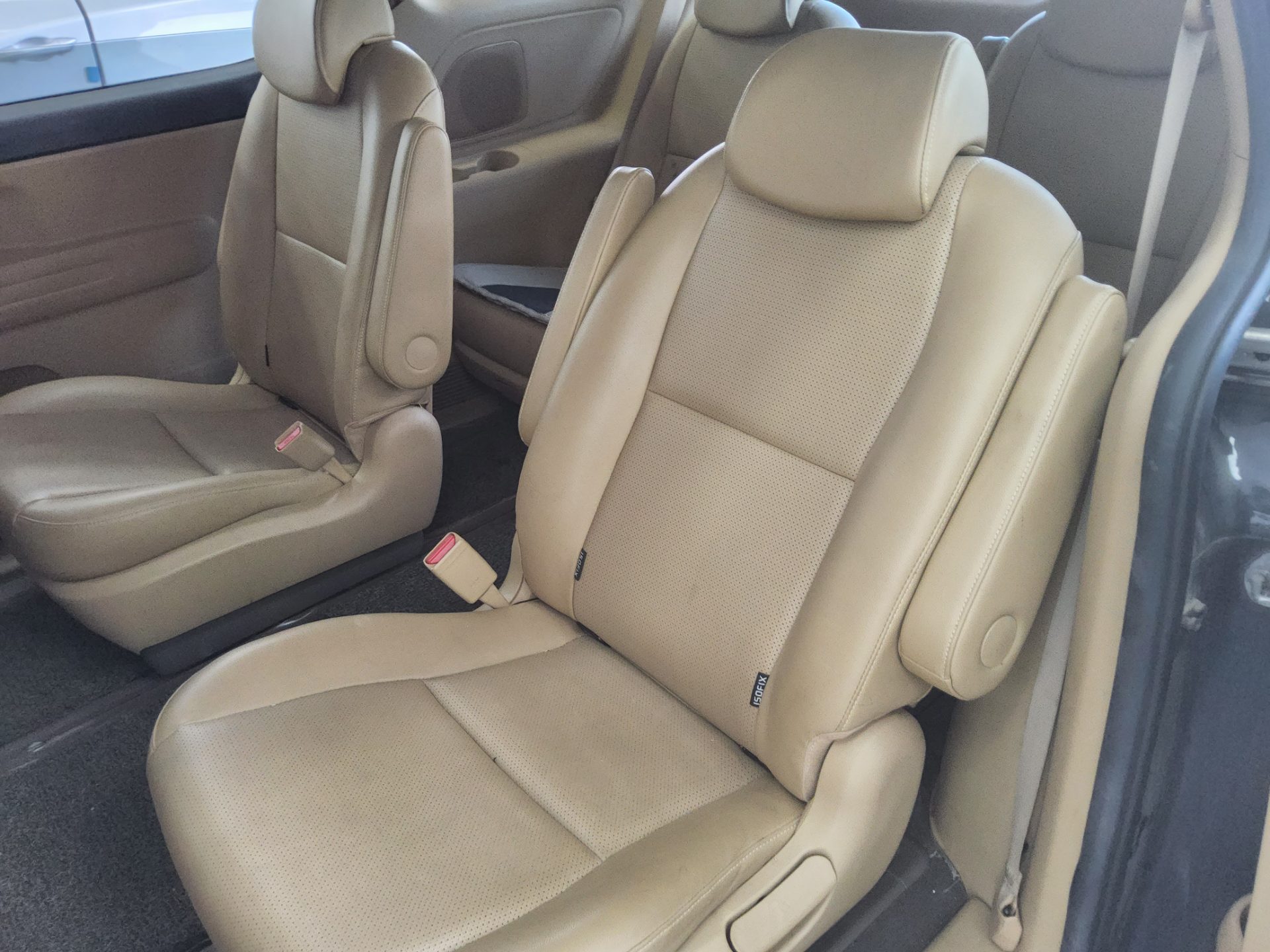 2019 - kia carnival
