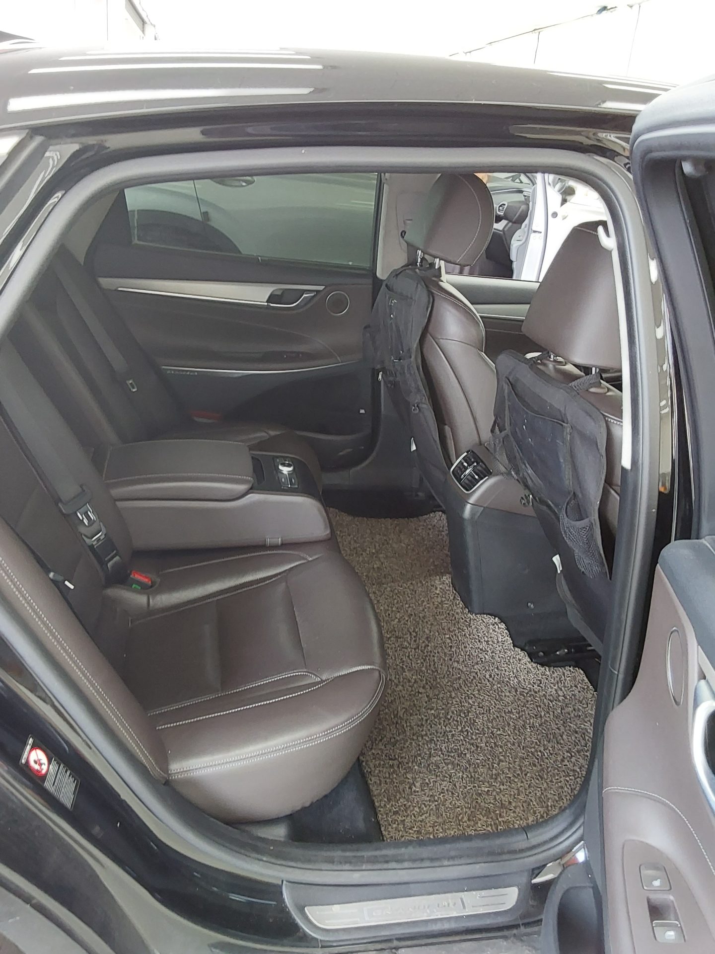 2019 - hyundai grandeur