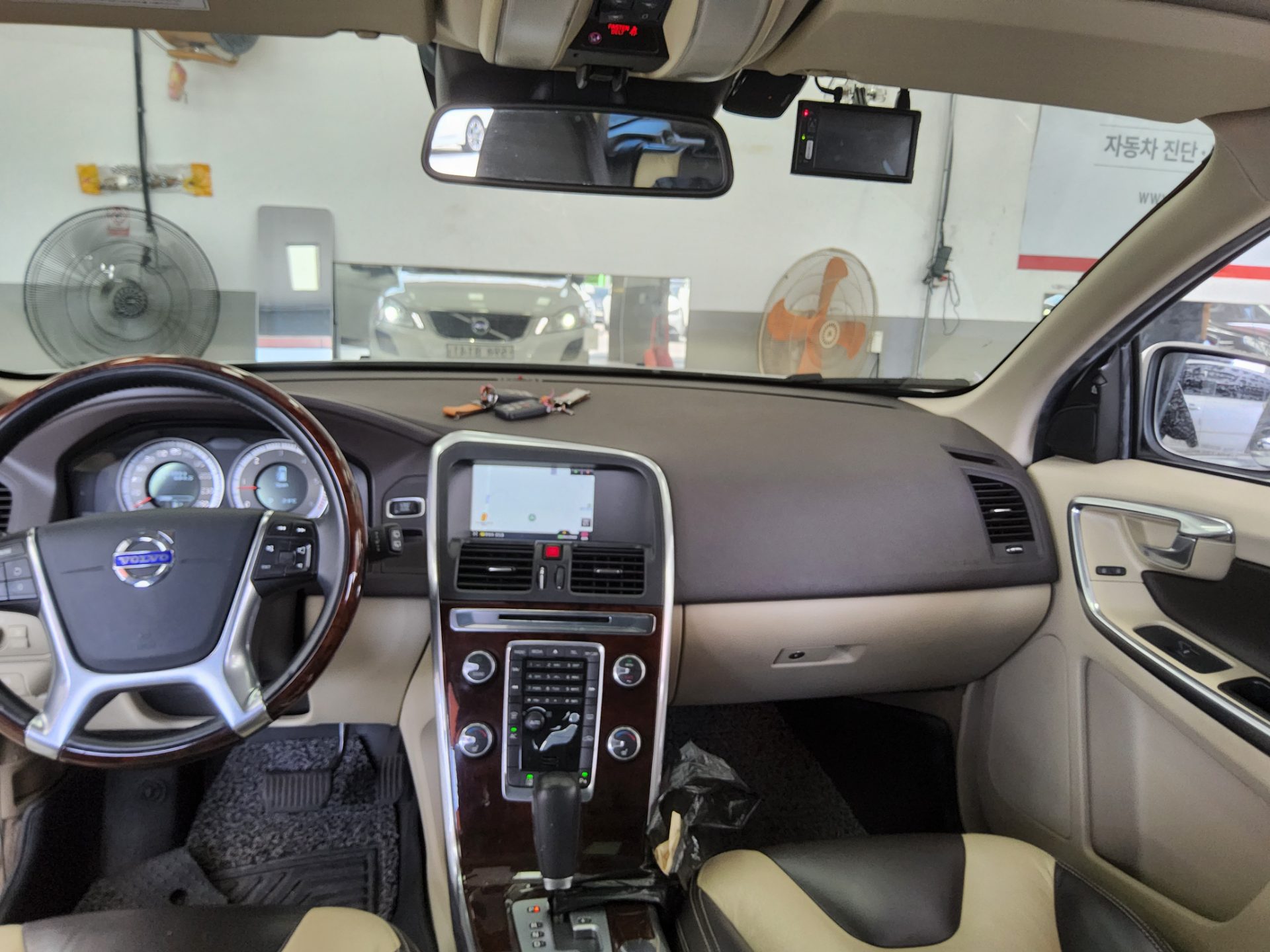 2012 - volvo xc60