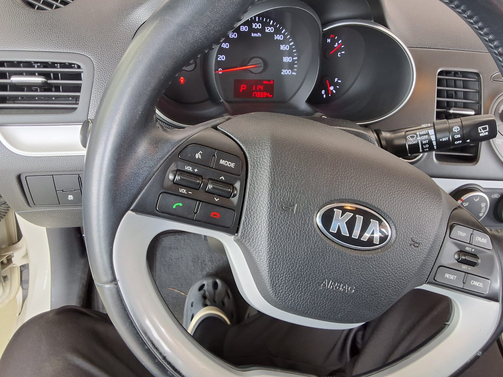 2016 - kia morning