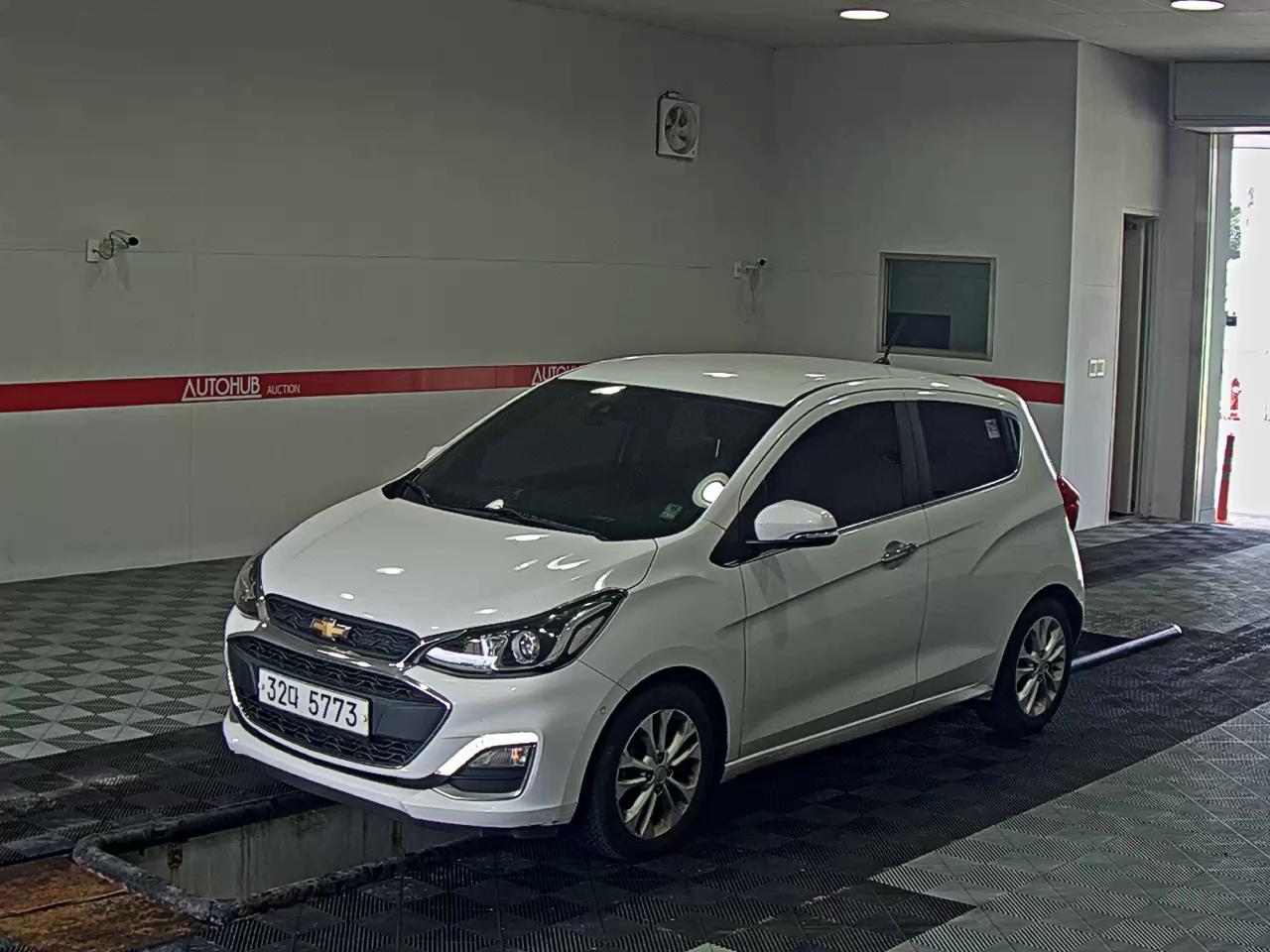 2019 - chevrolet spark