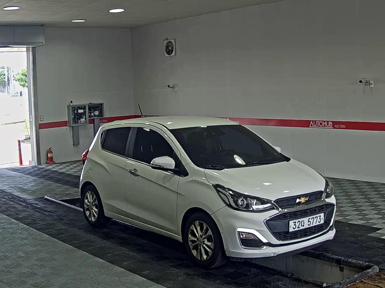 2019 - chevrolet spark