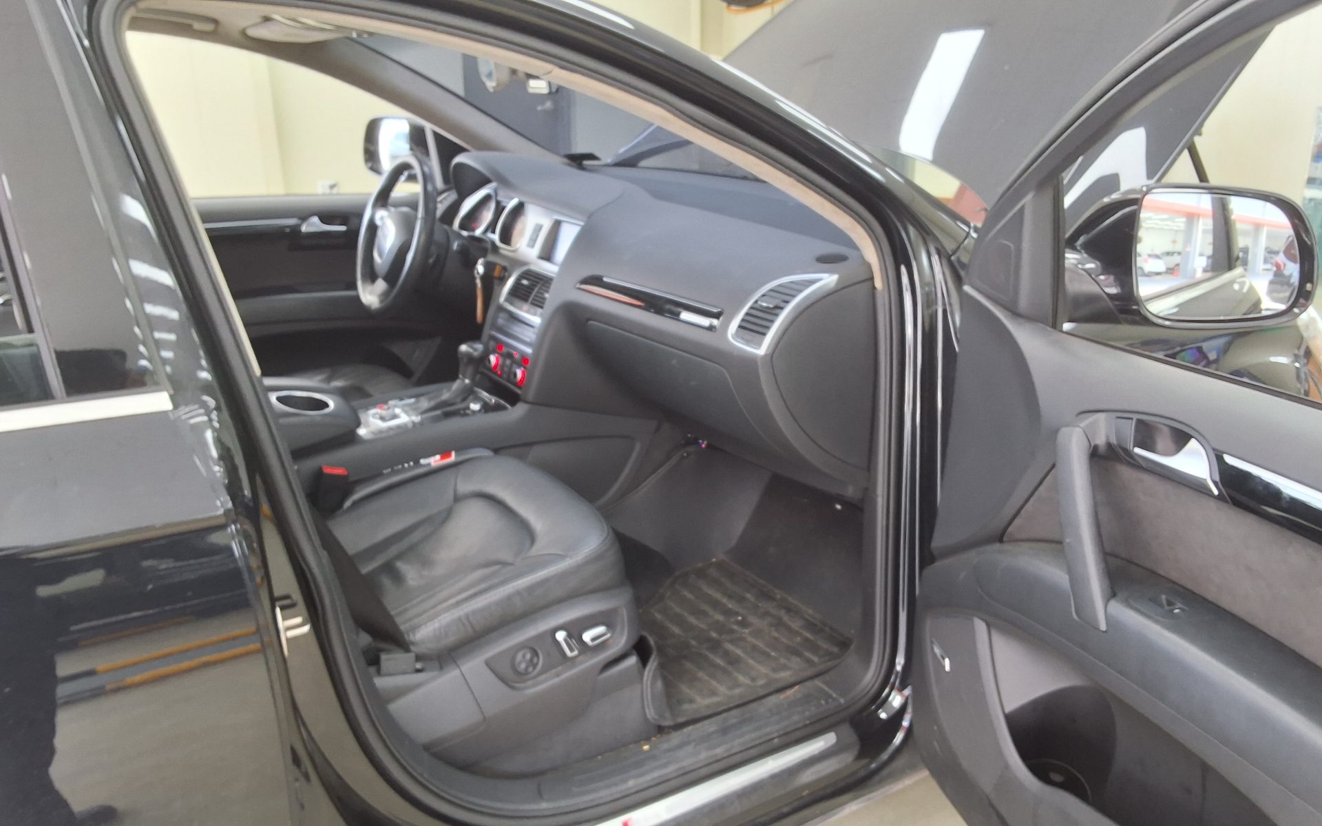 2012 - audi q7