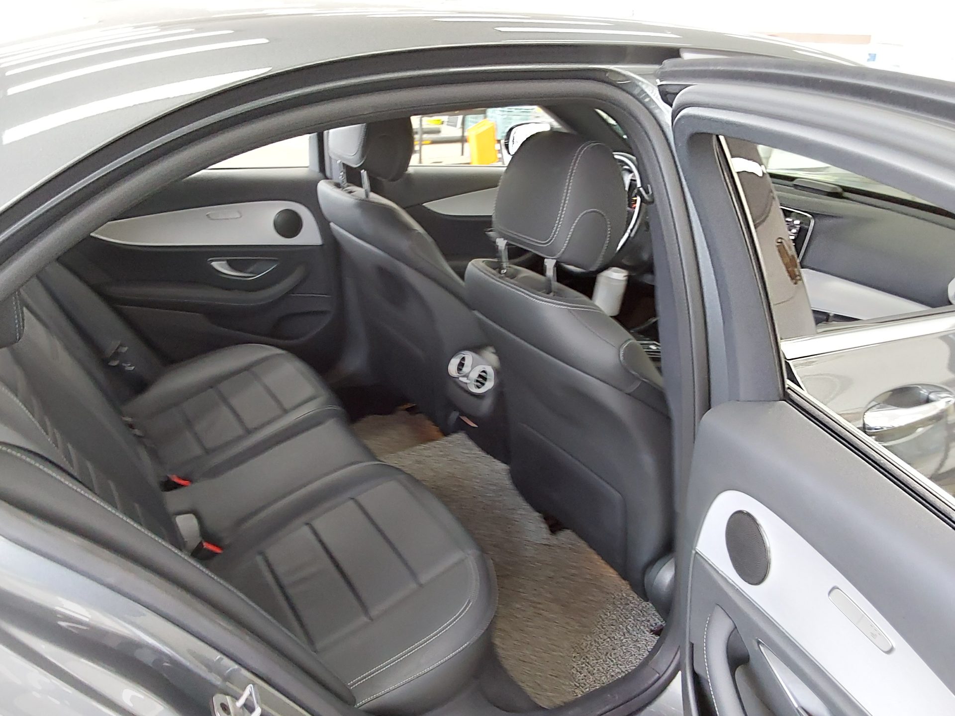 2021 - mercedes-benz e250