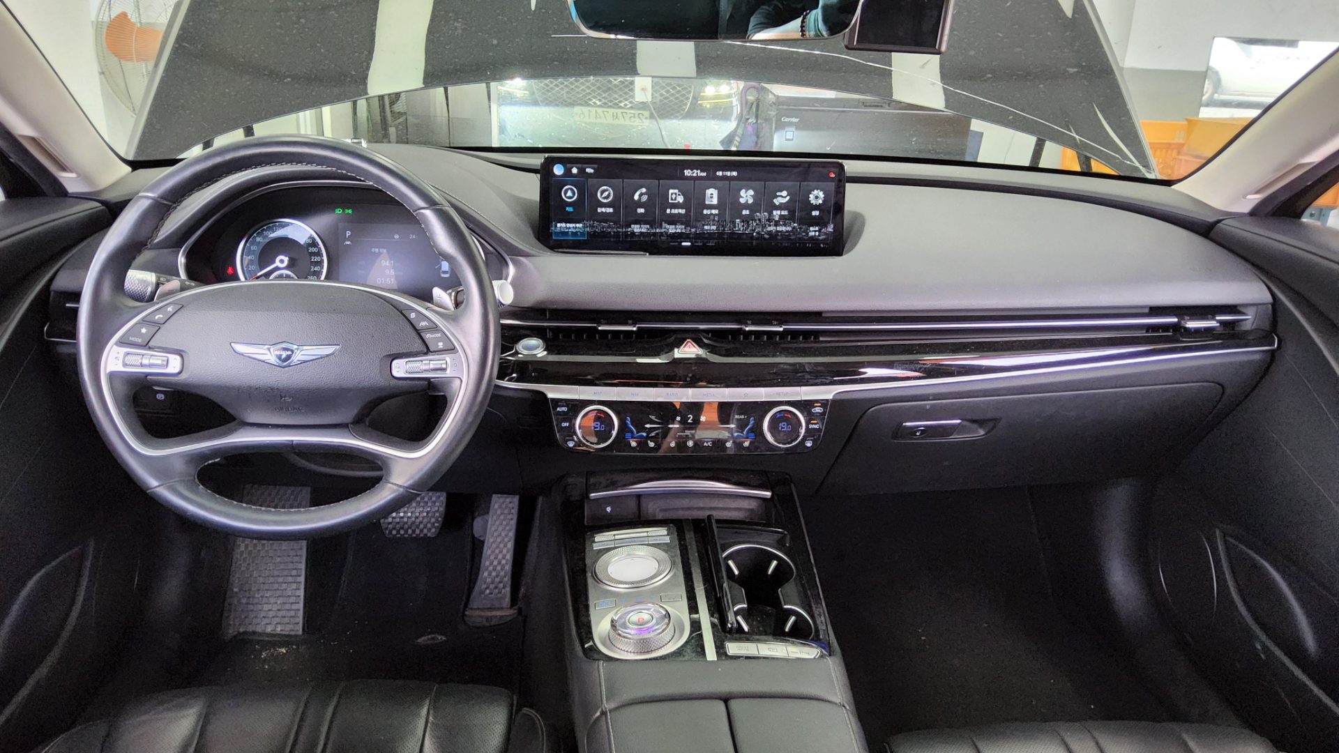 2021 - genesis g80