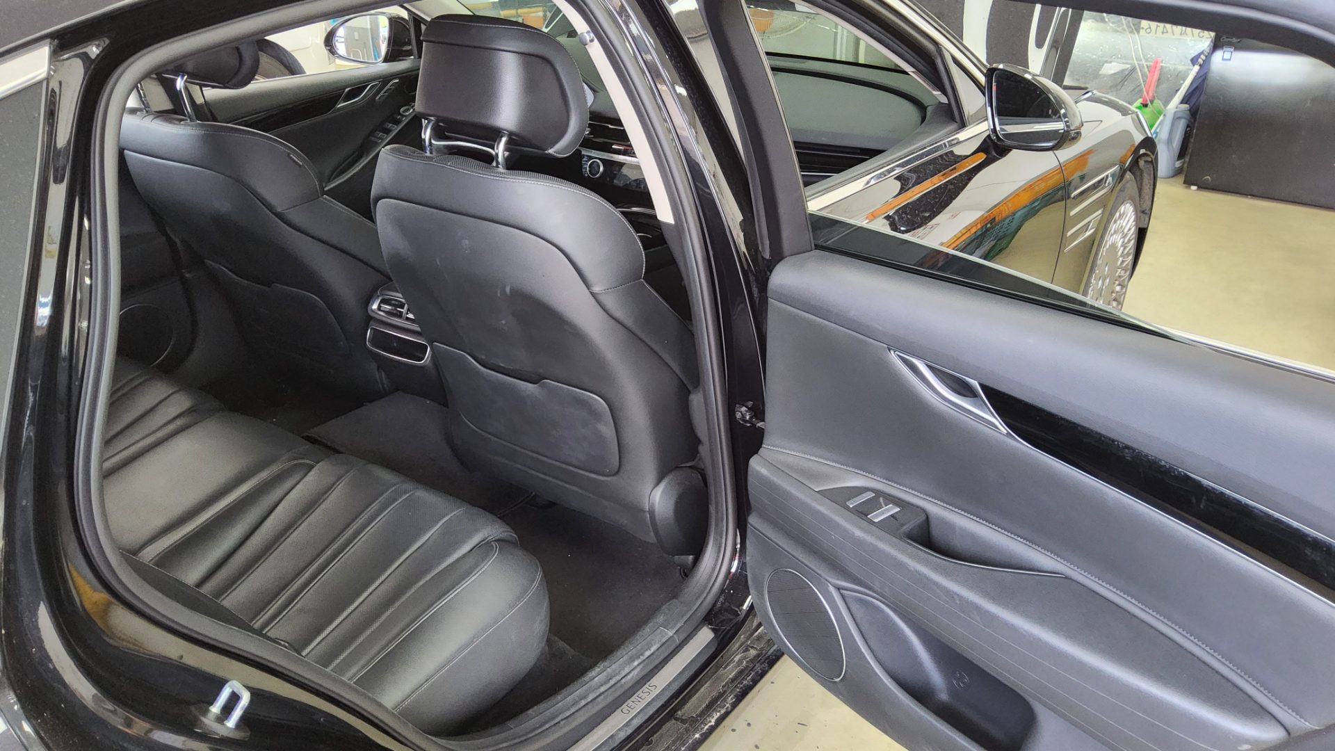2021 - genesis g80