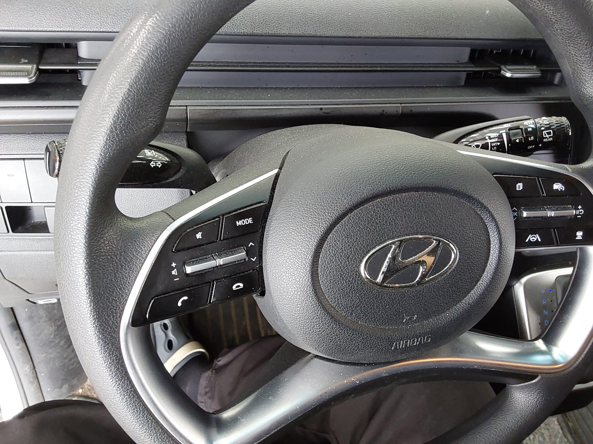 2022 - hyundai staria