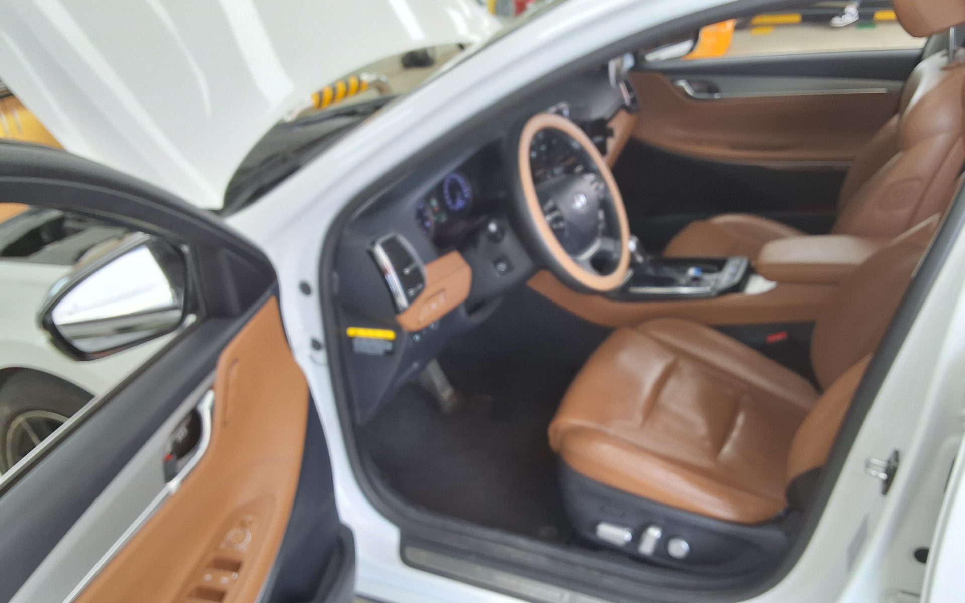 2018 - hyundai grandeur